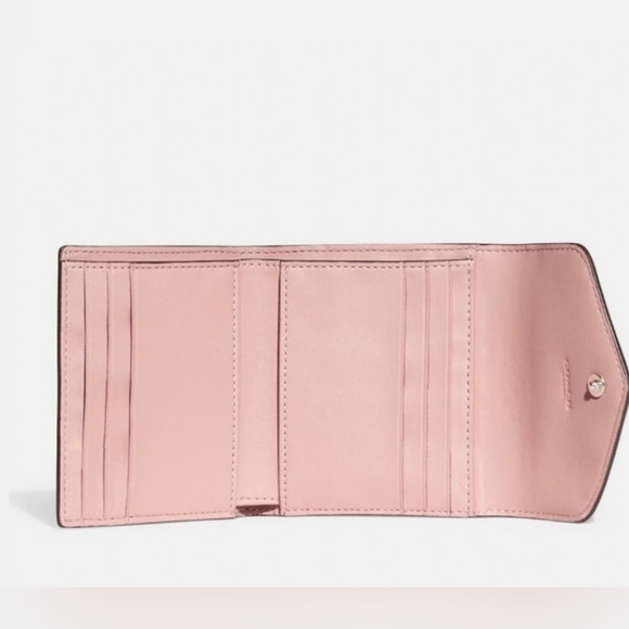 New 🎀 Coach Wyn Small Wallet With Ombre Gold/Pale Pistachio Multi - Picture 5 of 5